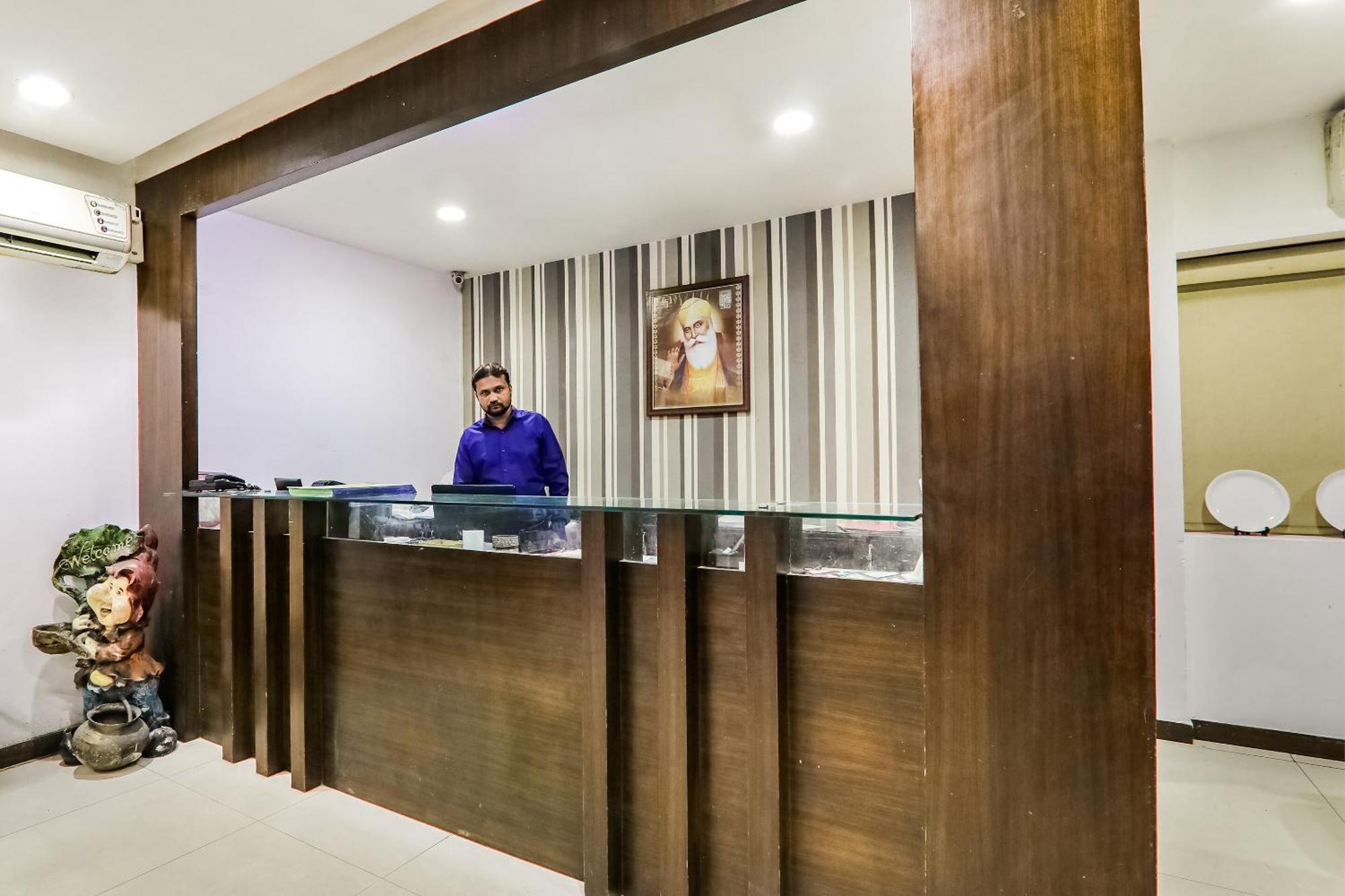 Hotel Sita Kiran Bareilly Extérieur photo